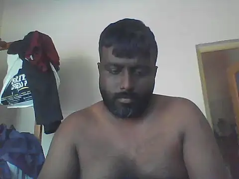 Snapshot of nikini1621 chatting on November 4, 2025, 6:01 am nikini1621 online show from November 4, 2025, 6:01 am