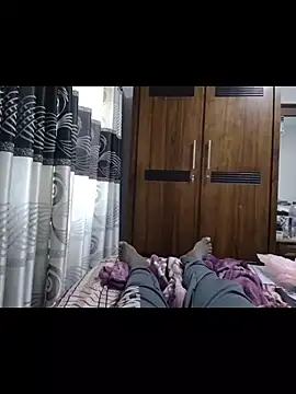 Snapshot of nikini1621 chatting on March 10, 2026, 9:47 am nikini1621 online show from March 10, 2026, 9:47 am