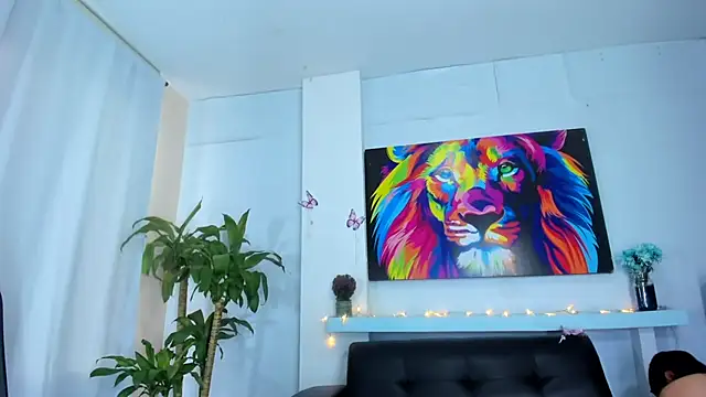 vane 19 online show from March 5, 2025, 2:01 pm