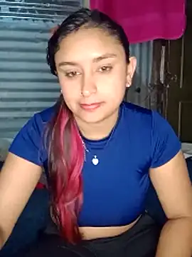 Snapshot of sariitha_sw chatting on December 4, 2025, 10:40 pm sariitha sw online show from December 4, 2025, 10:40 pm