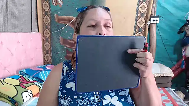 mom son dirty online show from November 4, 2025, 2:05 pm