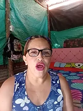 Snapshot of mom_son_dirty chatting on July 22, 2026, 2:42 pm mom son dirty online show from July 22, 2026, 2:42 pm