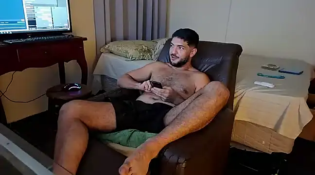 LUH133 online show from December 18, 2024, 12:32 am