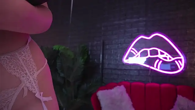 AlexissTexass online show from January 22, 2025, 7:46 am