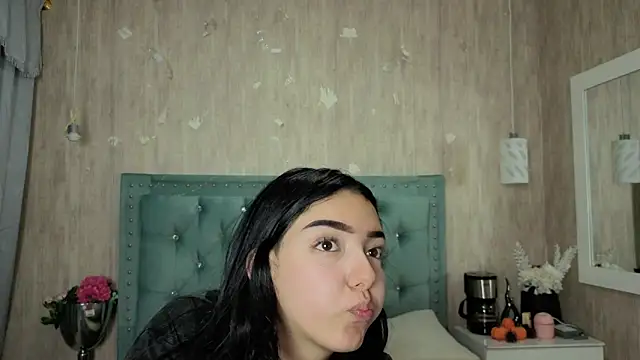 Snapshot of Marcelaa_fox chatting on June 6, 2026, 8:24 pm Marcelaa fox online show from June 6, 2026, 8:24 pm