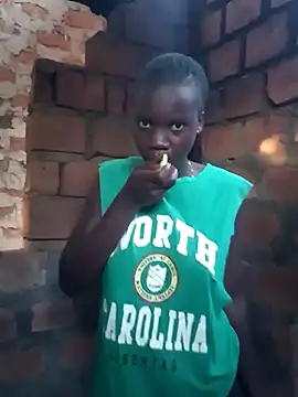 Black juicy24 online show from November 12, 2025, 4:13 am