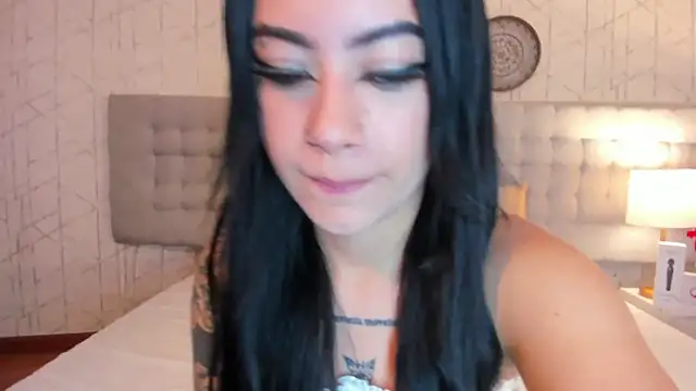 Snapshot of DakottaHill chatting on March 1, 2025, 8:53 pm DakottaHill online show from March 1, 2025, 8:53 pm