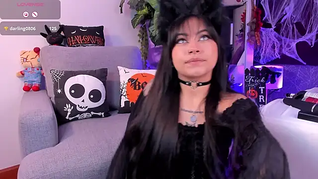 Snapshot of DakottaHill chatting on October 28, 2025, 6:28 am DakottaHill online show from October 28, 2025, 6:28 am