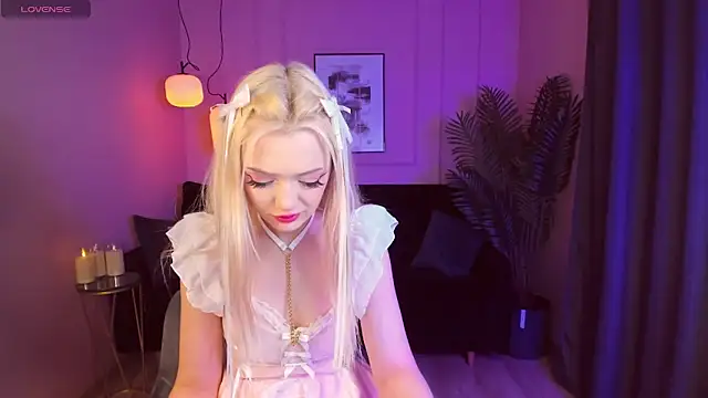 EmilyAir online show from January 25, 2025, 11:11 pm