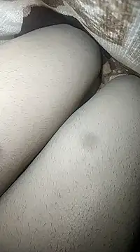 rohitlov150 online show from December 15, 2024, 3:42 pm