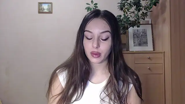 courtneyPerfect online show from January 16, 2025, 2:51 pm