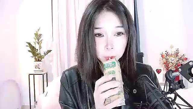 Amity-ox online show from February 9, 2025, 2:49 am