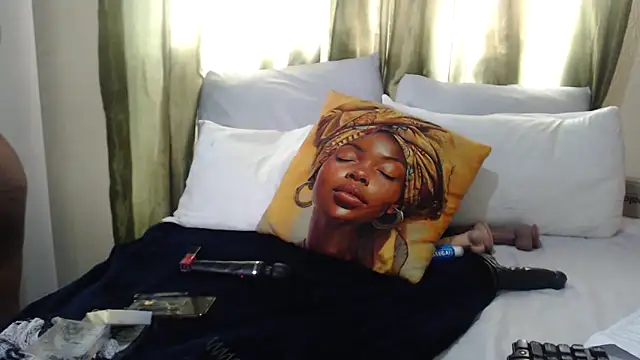 Foxybrownxx1 online show from November 4, 2025, 10:36 am