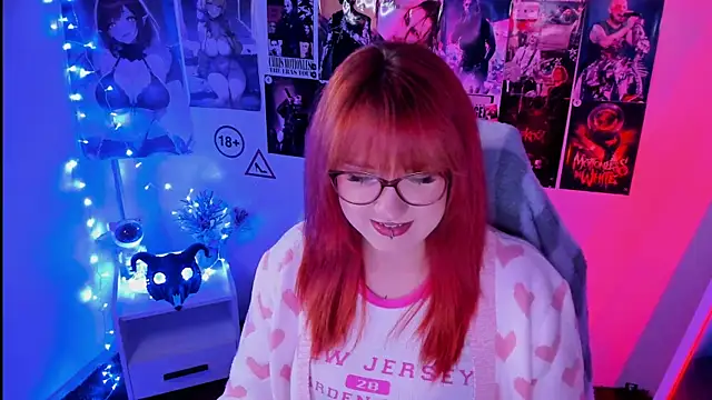 Snapshot of Rudy_02 chatting on November 5, 2025, 10:10 pm Rudy 02 online show from November 5, 2025, 10:10 pm