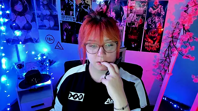 Snapshot of Rudy_02 chatting on November 24, 2025, 9:47 pm Rudy 02 online show from November 24, 2025, 9:47 pm