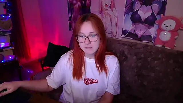 Snapshot of Rudy_02 chatting on December 21, 2025, 6:26 pm Rudy 02 online show from December 21, 2025, 6:26 pm