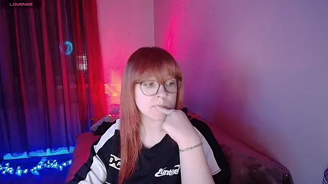 Snapshot of Rudy_02 chatting on January 7, 2026, 2:36 am Rudy 02 online show from January 7, 2026, 2:36 am