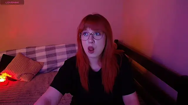 Snapshot of Rudy_02 chatting on January 10, 2026, 6:37 am Rudy 02 online show from January 10, 2026, 6:37 am