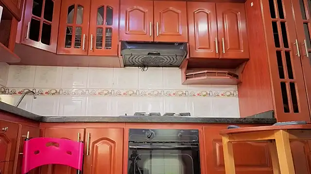 Snapshot of MirandaRossi chatting on June 24, 2026, 1:43 pm MirandaRossi online show from June 24, 2026, 1:43 pm