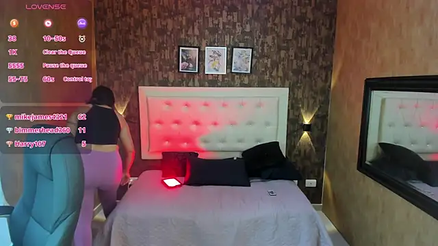 samantha  karolstone online show from February 1, 2025, 11:06 pm