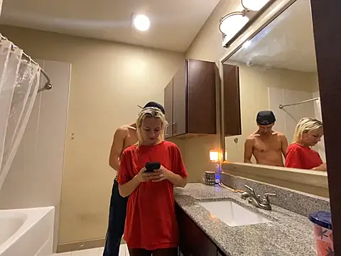 girlfriendmissy online show from January 7, 2025, 7:06 pm