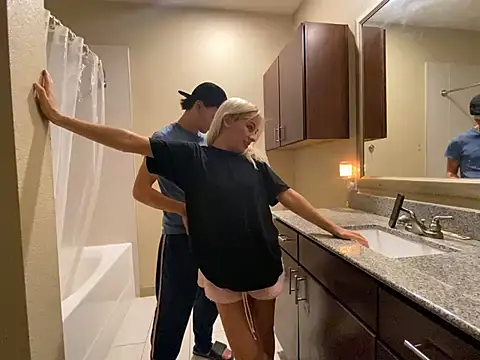 girlfriendmissy online show from February 16, 2025, 10:21 pm