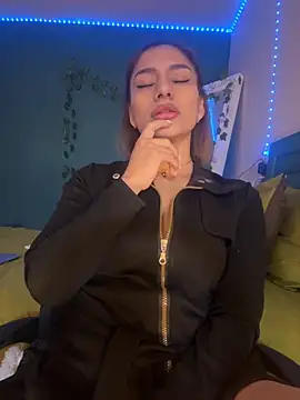 Bckystonee online show from September 19, 2025, 6:04 am