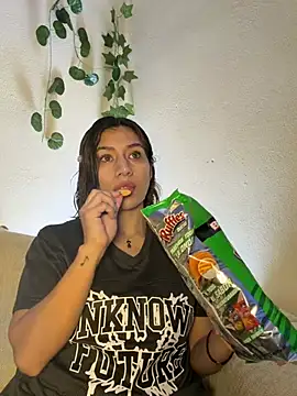 Bckystonee online show from April 19, 2026, 9:28 pm