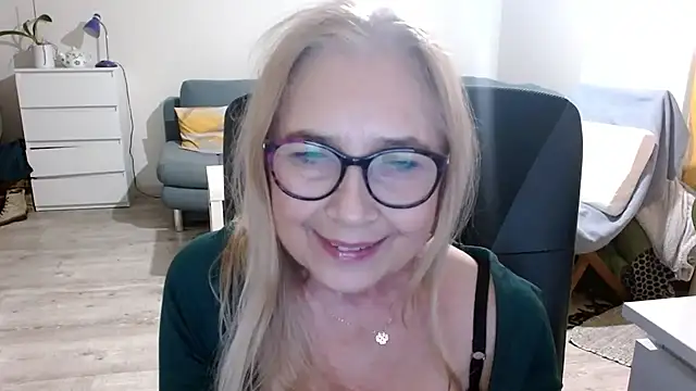 sofia xkiss online show from January 31, 2025, 6:36 pm