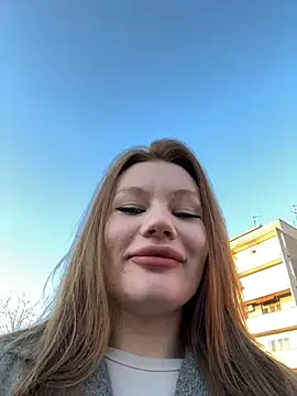 justmila online show from December 19, 2024, 2:24 pm