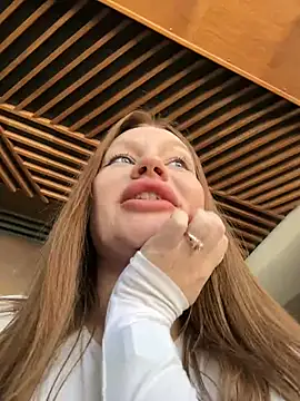 justmila online show from December 28, 2024, 12:45 pm