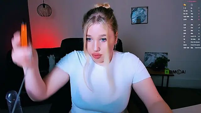 juli kisss online show from January 3, 2025, 8:01 pm