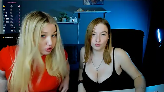 juli kisss online show from January 14, 2025, 1:47 am