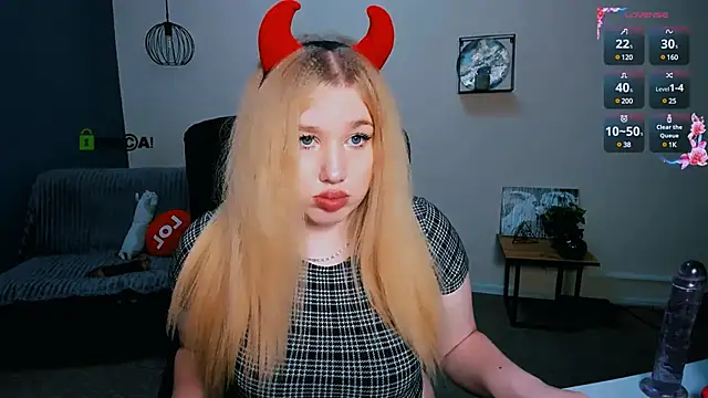 juli kisss online show from January 18, 2025, 2:36 am