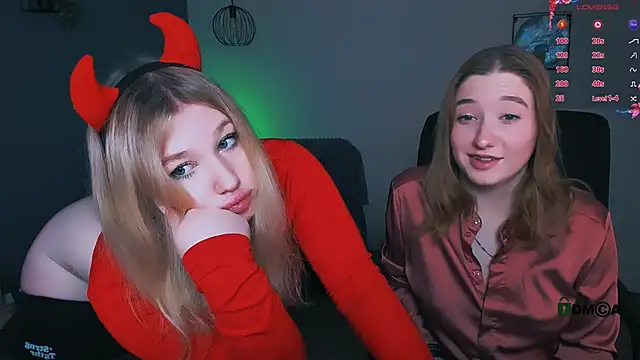 juli kisss online show from February 1, 2025, 7:44 pm