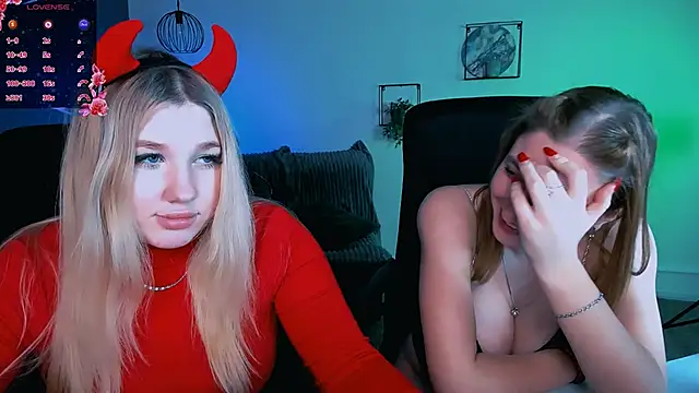 juli kisss online show from February 9, 2025, 5:29 am