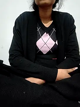 Snapshot of catreena chatting on January 15, 2026, 7:28 pm catreena online show from January 15, 2026, 7:28 pm