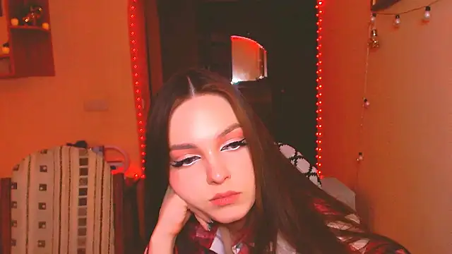 Snapshot of miss_merciless_ chatting on December 18, 2024, 9:18 pm miss merciless online show from December 18, 2024, 9:18 pm