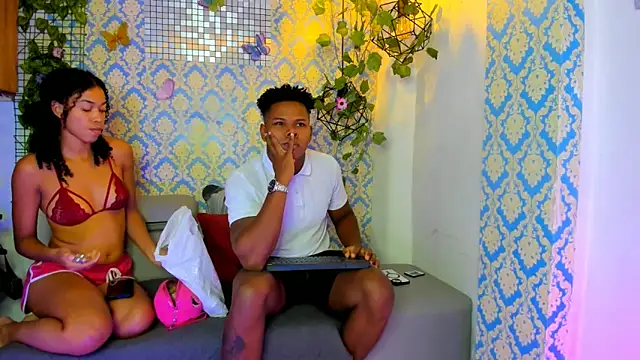 sasha fox00 online show from March 23, 2025, 6:37 am