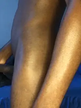 Snapshot of kinglorad chatting on November 7, 2025, 1:55 pm kinglorad online show from November 7, 2025, 1:55 pm