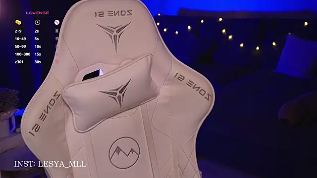 wowmolly online show from March 21, 2025, 4:40 pm