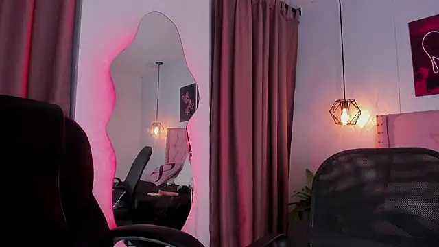 Hannys  cabernet online show from January 28, 2025, 6:28 pm