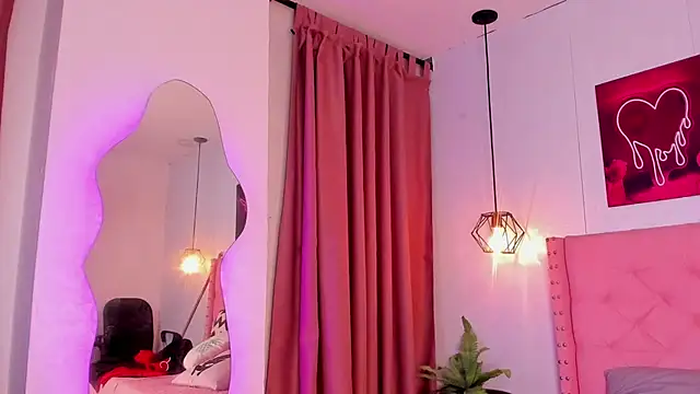 Hannys  cabernet online show from February 28, 2025, 6:31 pm