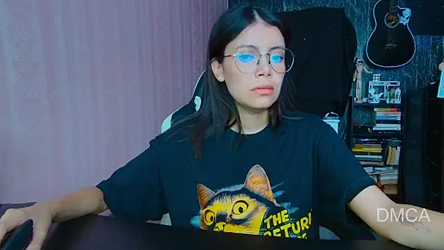 Snapshot of Drea_Foox chatting on September 25, 2025, 2:59 am Drea Foox online show from September 25, 2025, 2:59 am