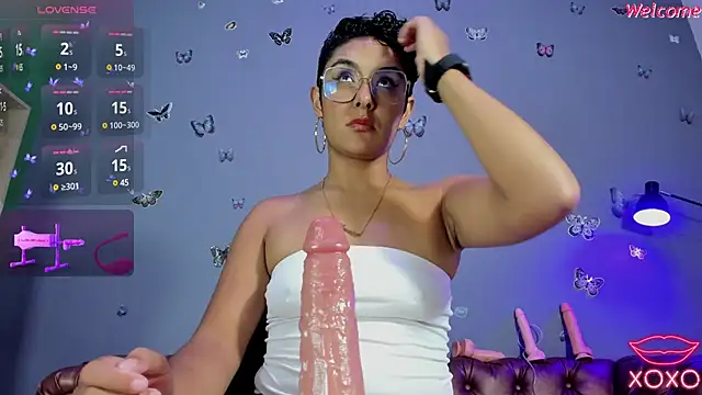 Kaira mosse online show from February 21, 2025, 11:44 am