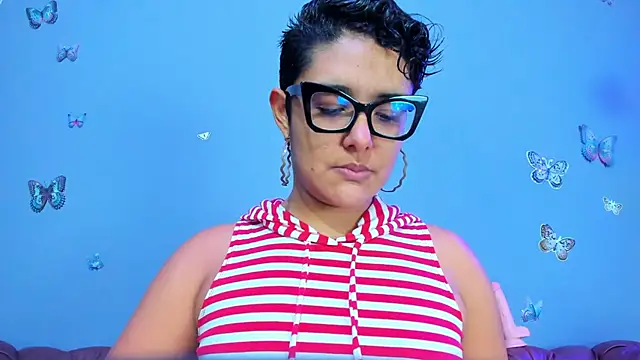 Kaira mosse online show from September 19, 2025, 1:56 pm