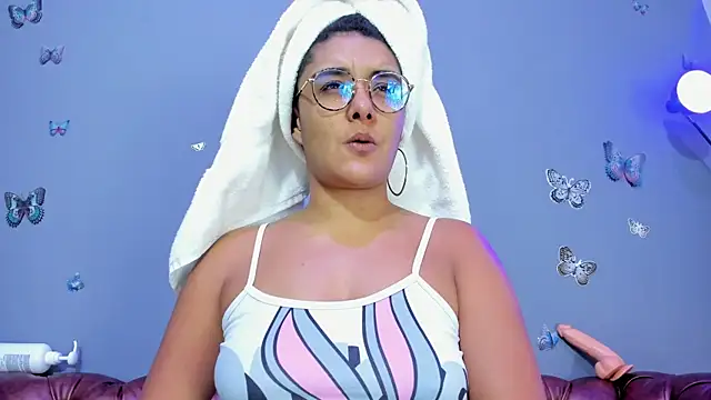 Kaira mosse online show from December 4, 2025, 11:52 am