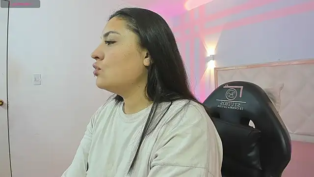 Brendda tay online show from March 25, 2026, 3:01 am