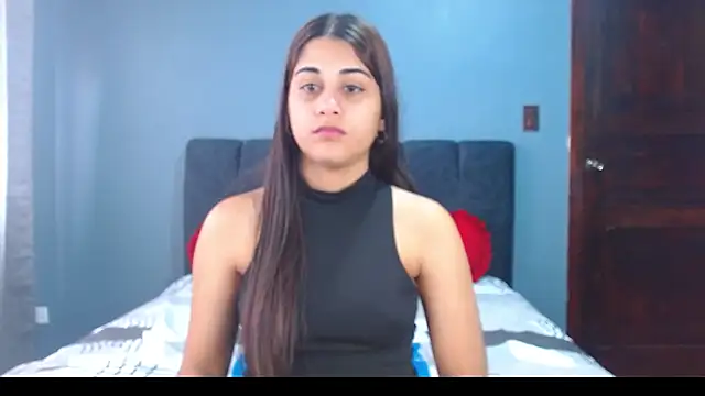 MiaOrtizCam online show from February 11, 2025, 3:29 pm