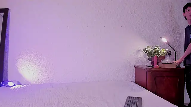 alexandersawyer online show from January 15, 2025, 8:37 pm